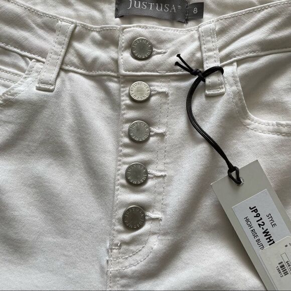JUST USA NWT white Bermuda Jean Shorts High Rise Button Up Size 8 - Picture 3 of 9